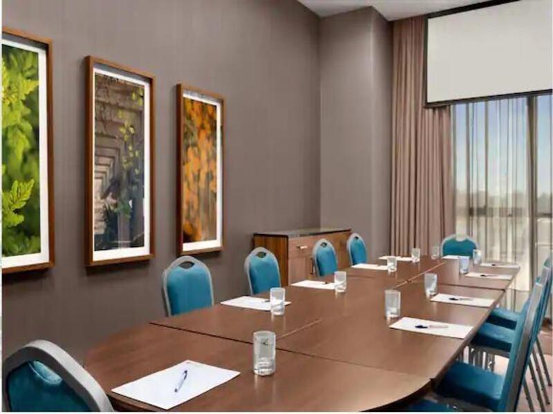 Hilton Garden Inn Chandler Downtown Ngoại thất bức ảnh