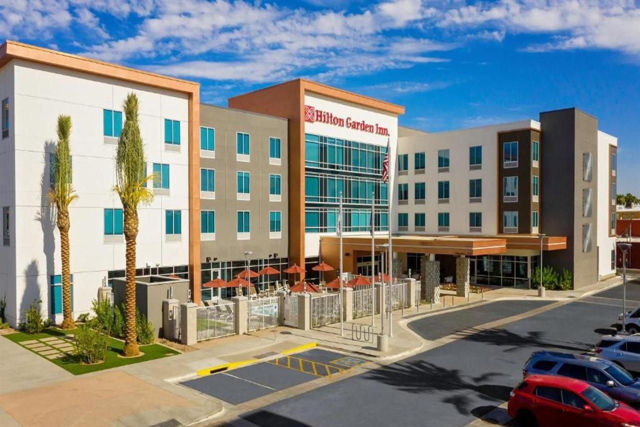 Hilton Garden Inn Chandler Downtown Ngoại thất bức ảnh