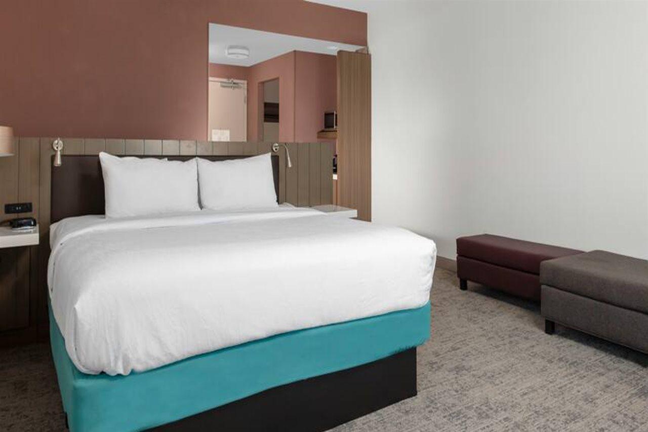 Hilton Garden Inn Chandler Downtown Ngoại thất bức ảnh