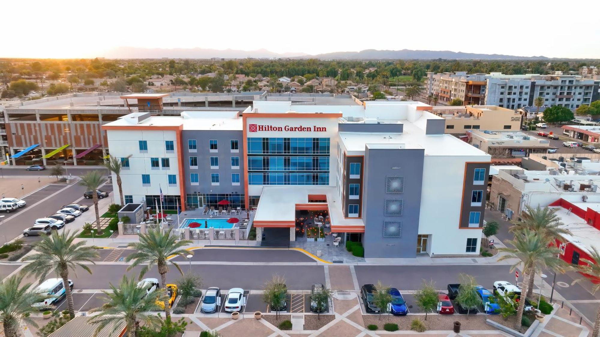 Hilton Garden Inn Chandler Downtown Ngoại thất bức ảnh