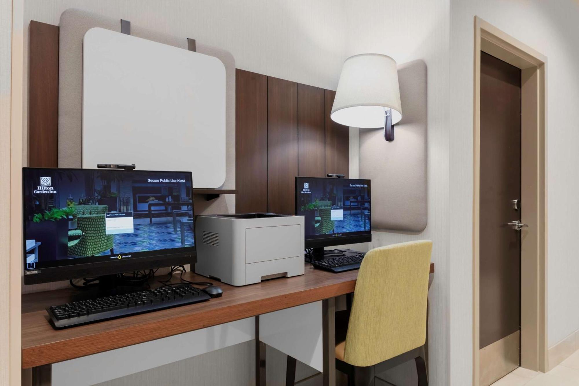 Hilton Garden Inn Chandler Downtown Ngoại thất bức ảnh