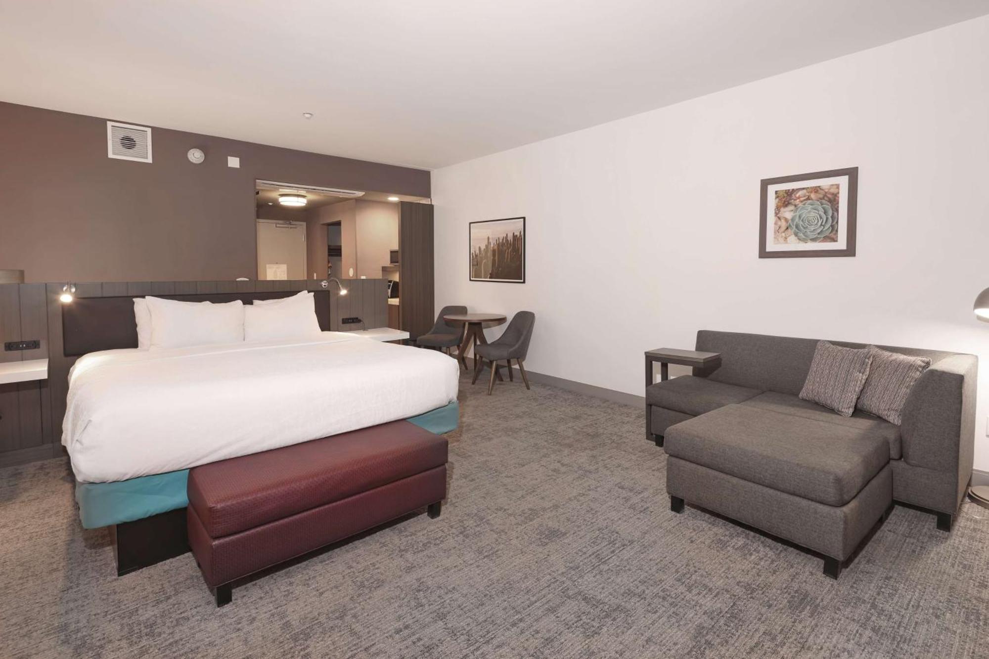 Hilton Garden Inn Chandler Downtown Ngoại thất bức ảnh