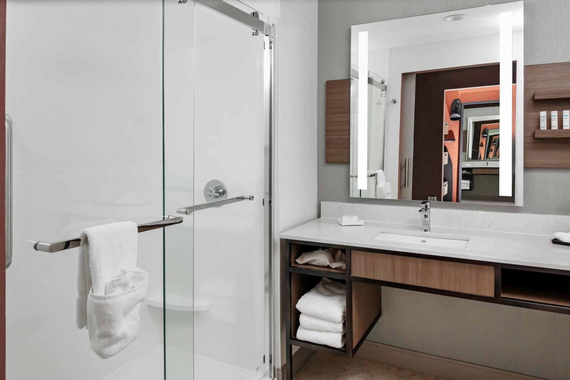 Hilton Garden Inn Chandler Downtown Ngoại thất bức ảnh
