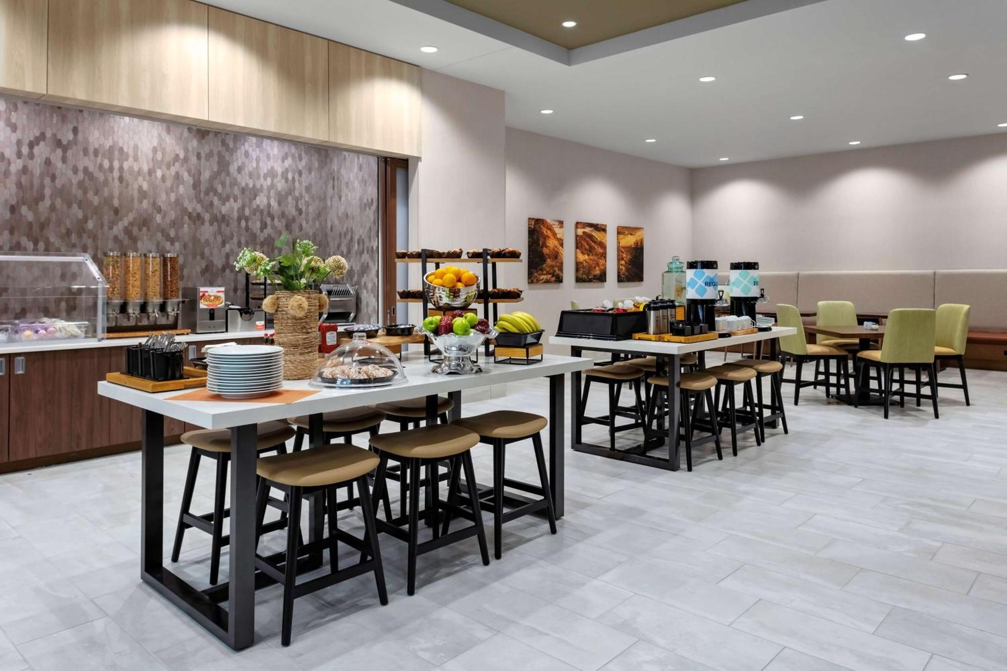 Hilton Garden Inn Chandler Downtown Ngoại thất bức ảnh